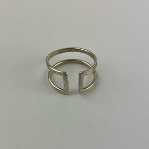 Adjustable ring